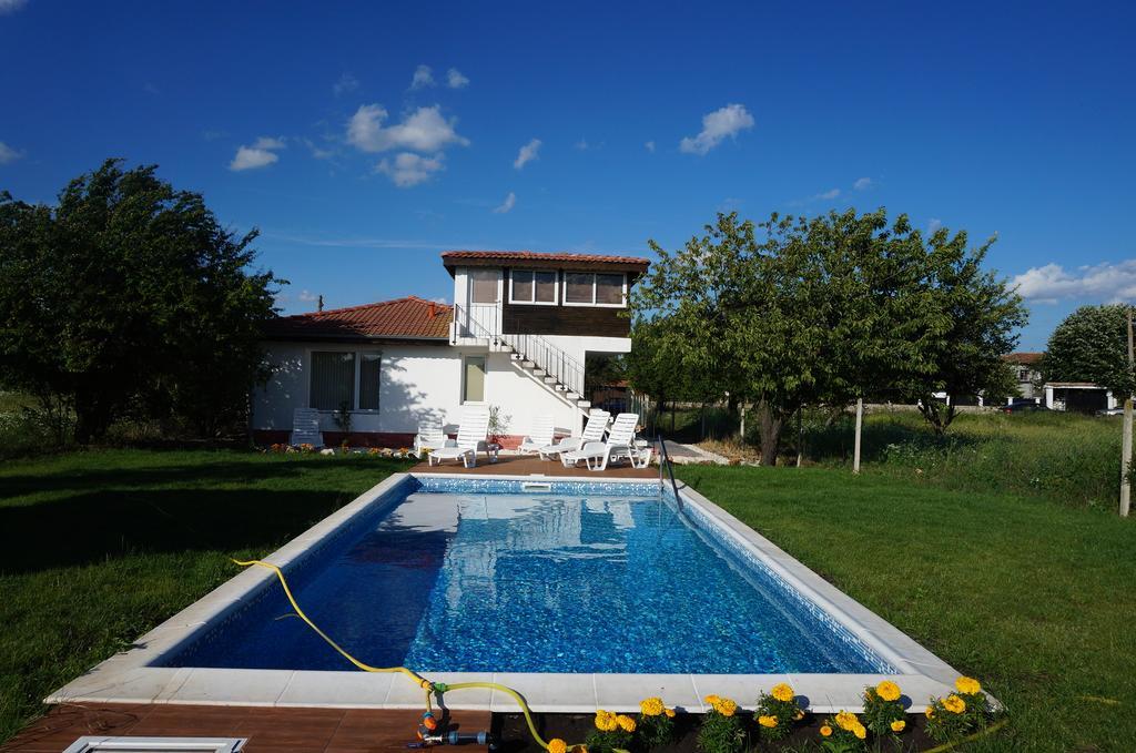 Вила Бела - Villa Bella - Near Kranevo And Albena General-Kantardzhievo Buitenkant foto